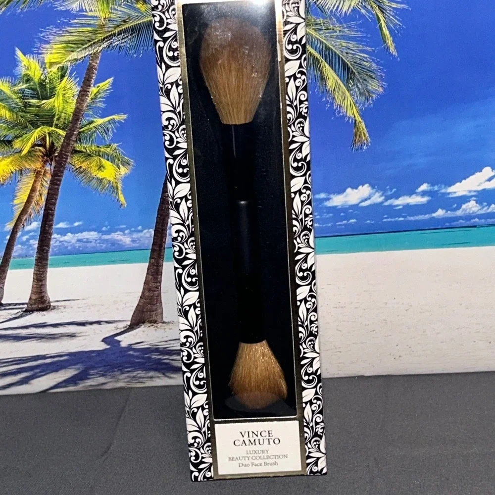 Vince‎ Camuto Luxury Beauty Collection Dual End Face Brush Black Wood Handle New